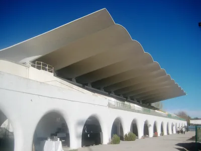 Ипподром Сарсуэла — Hipódromo de la Zarzuela-1